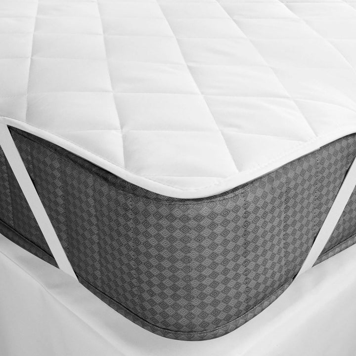 plain waterproof quilted mattress protectors with elastic strap white
