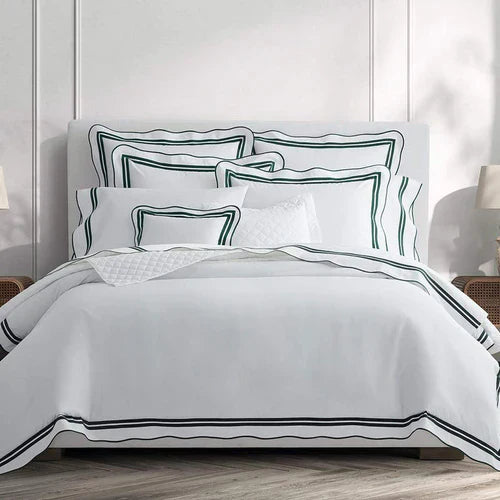 Luxury Lines with Ribbon Bed Set