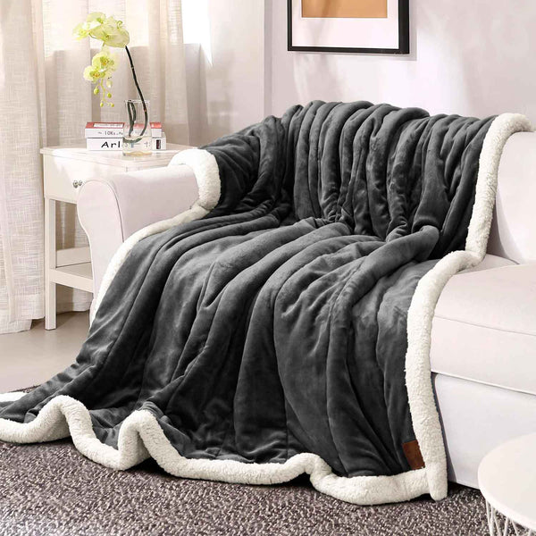 heavy fleece vertical lines quilted sherpa blanket
