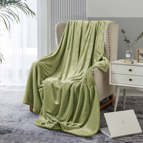 Supersoft 310 gsm Snuggly AC Fleece Blanket Sage Green