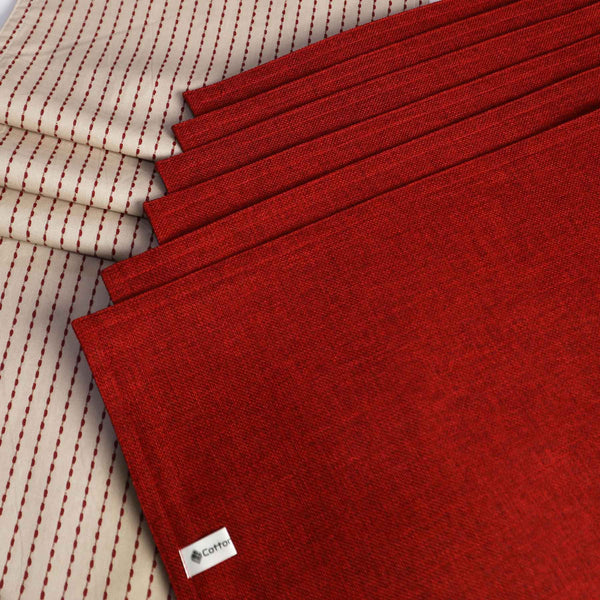 Red Dots Style Placemat & Table Runner