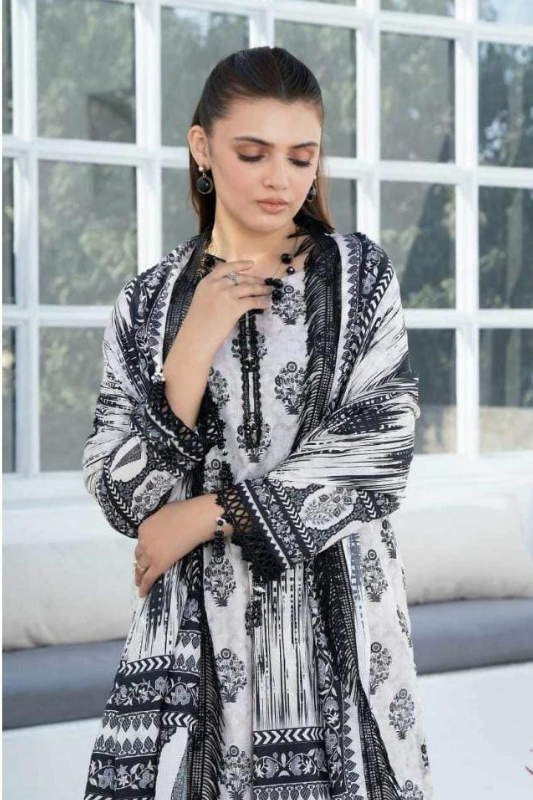Urban Oasis Black And White Lawn Dress