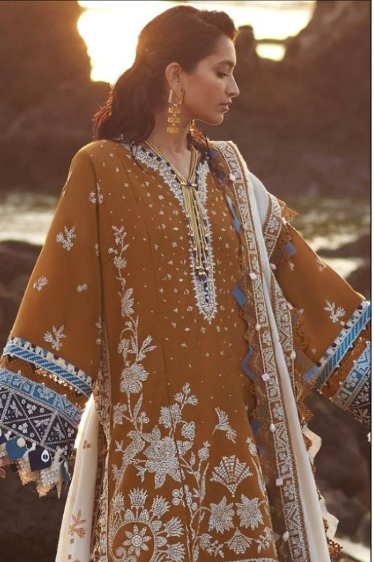 3 Piece Lawn Printed Embroidered Dress