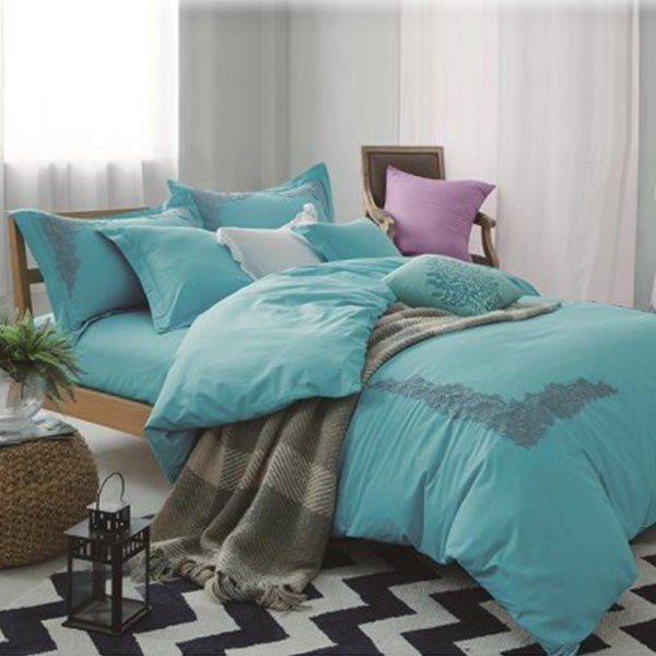 Embroidered Duvet - The Thready